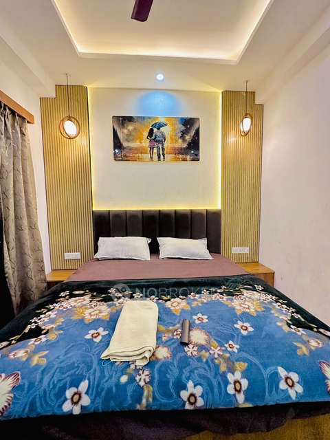 Commercial Property in Delta I, Greater Noida for Rent 