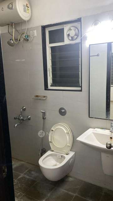 2 BHK Flat In Venkatesh Graffiti Elite Phase 2 for Rent In Mundhwa