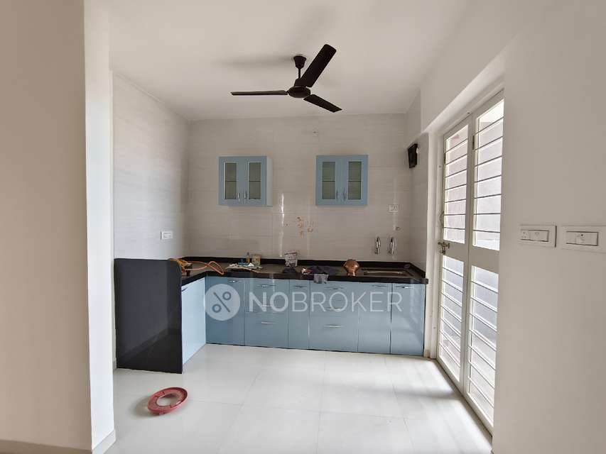 2 BHK Flat In Shiv 24 Sunshine Towers for Rent  In Chikhali
