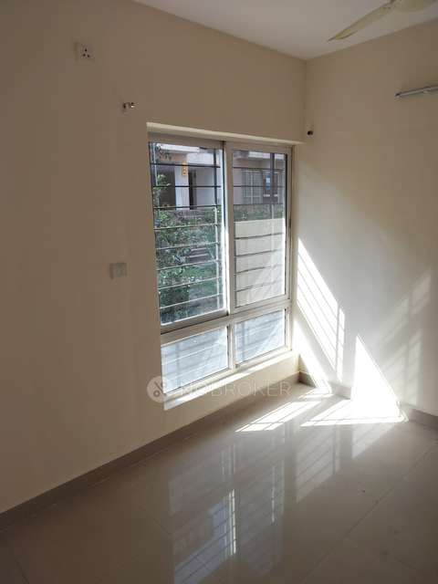 2 BHK Flat In Hill View Chs For Sale  In Vasind