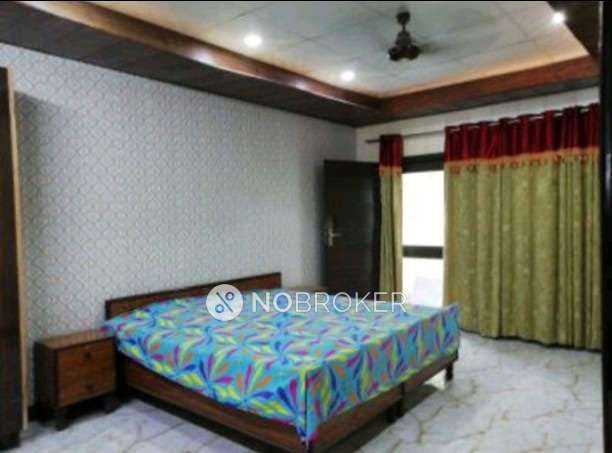 3 BHK Flat In Standalone Building  For Sale  In Pitampura
