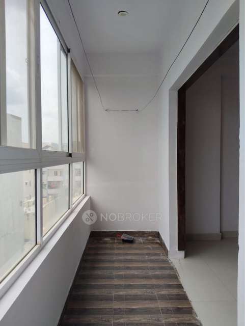 2 BHK Flat In Aryan Pebble Bay For Sale  In Geddalahalli