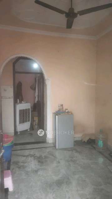 1 BHK Flat In Standalone Building  for Rent  In Hari Nagar