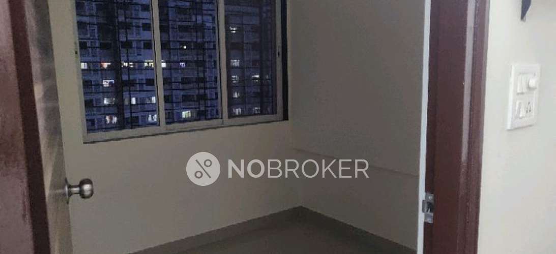 1 BHK Flat In Royal Nest For Sale  In Malad West