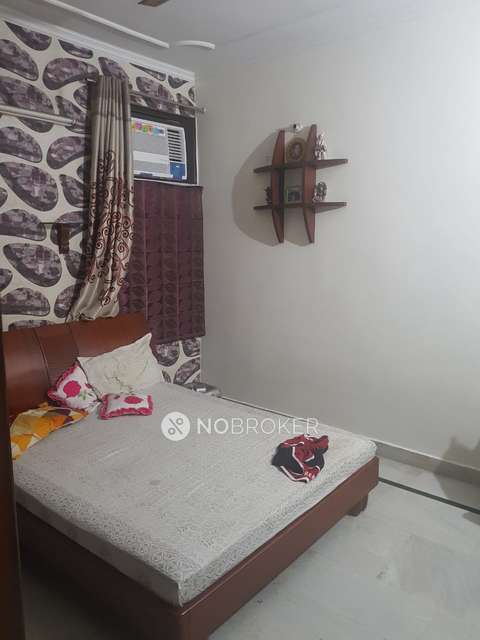 3 BHK Flat In Standalone Building  For Sale  In Roop Nagar