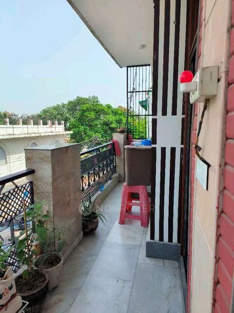 3 BHK Flat In Standalone Building  For Sale  In Roop Nagar