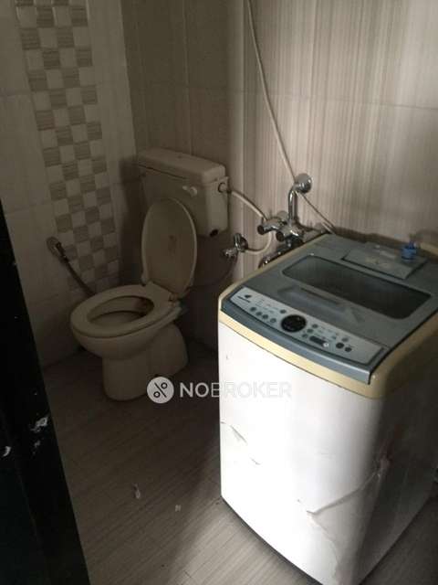 2 BHK Flat In Starwoods Chs for Rent  In Tathawade