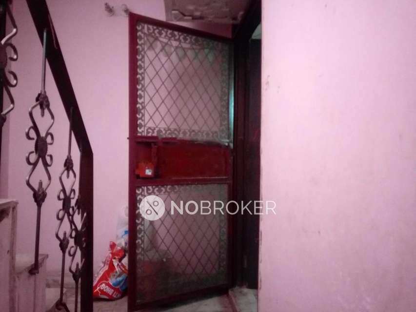 1 BHK Flat For Sale  In Mandawali