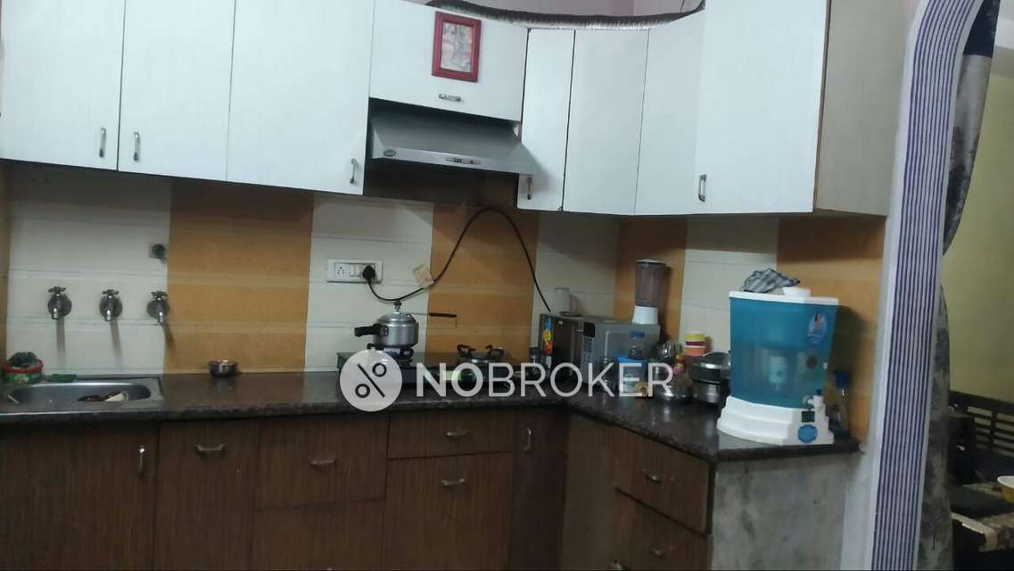 2 BHK Flat In Standalone Building  For Sale  In Shahdara