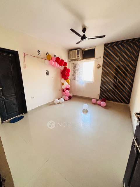 3 BHK Villa In Amrapali Silicon City for Rent  In  Sector 76