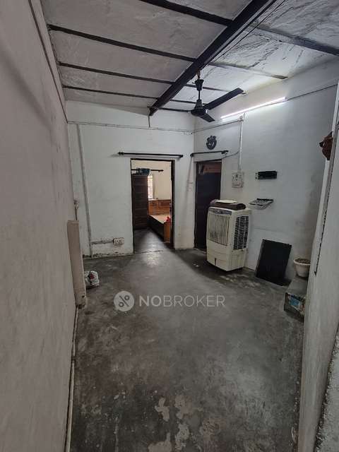 1 RK House for Rent  In Sector 62a
