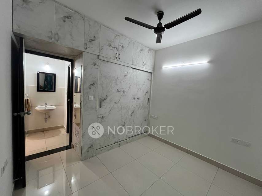 1 RK Flat In Provident Park Square for Rent  In Judicial Layout