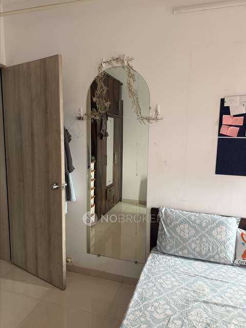 Single Room for Female In 2 BHK  In Venkatesh Graffiti Elan In Godbole Vasti