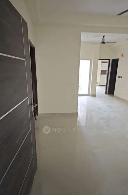 2 BHK Flat In Ajnara Le Garden, Sector 16 for Rent  In Sector 16