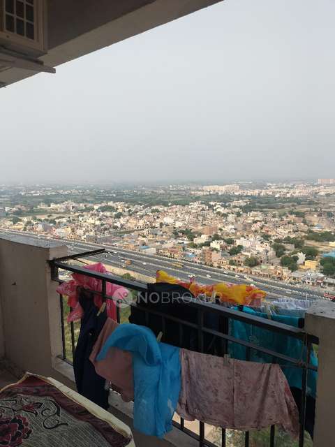 3 BHK Flat In Landcraft Golflinks Apartments for Rent  In Lal Kuan