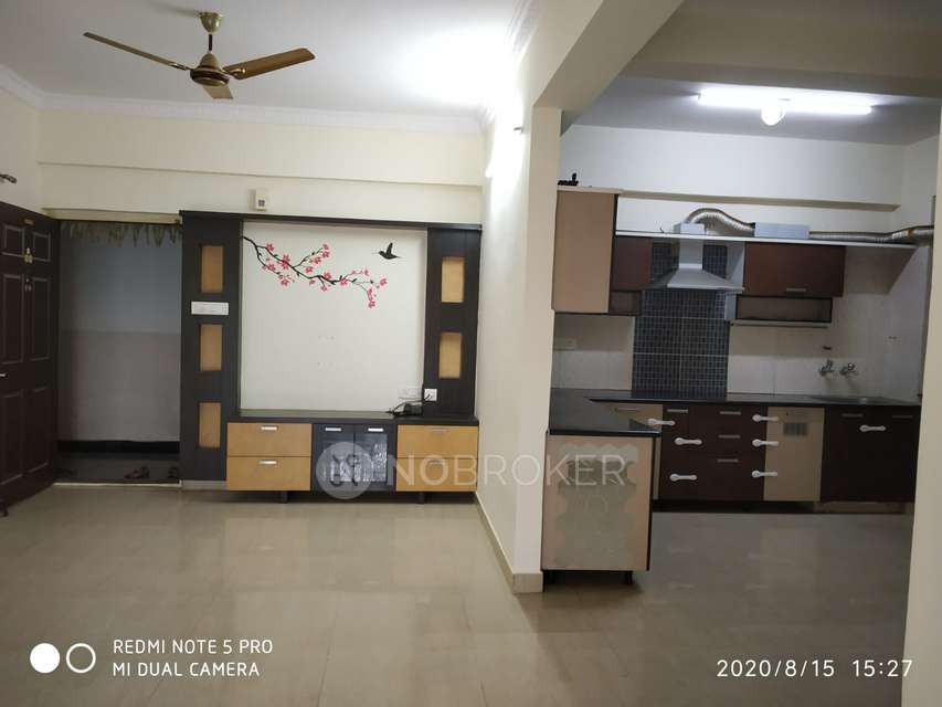 2 BHK Flat In Sls Splendor for Rent  In Sls Splendor Apartments, Near Sls Splendor Apartments, Devarabisanahalli, Bellandur, Bengaluru, Karnataka 560103