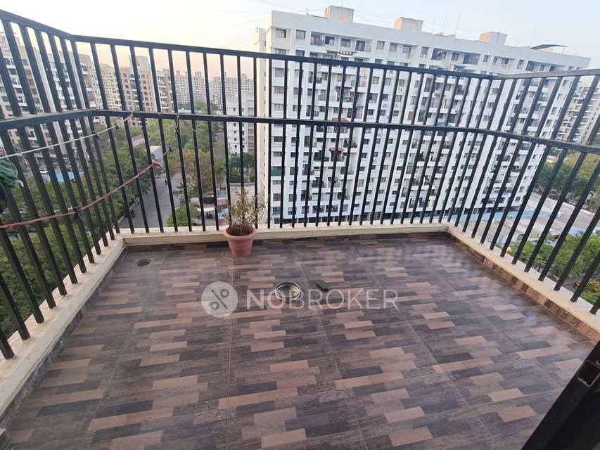 2 BHK Flat In Umang Premier for Rent  In Wagholi