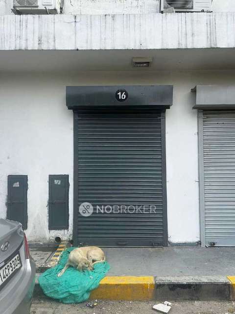 Shop in Sector 72, Gurgaon for Rent