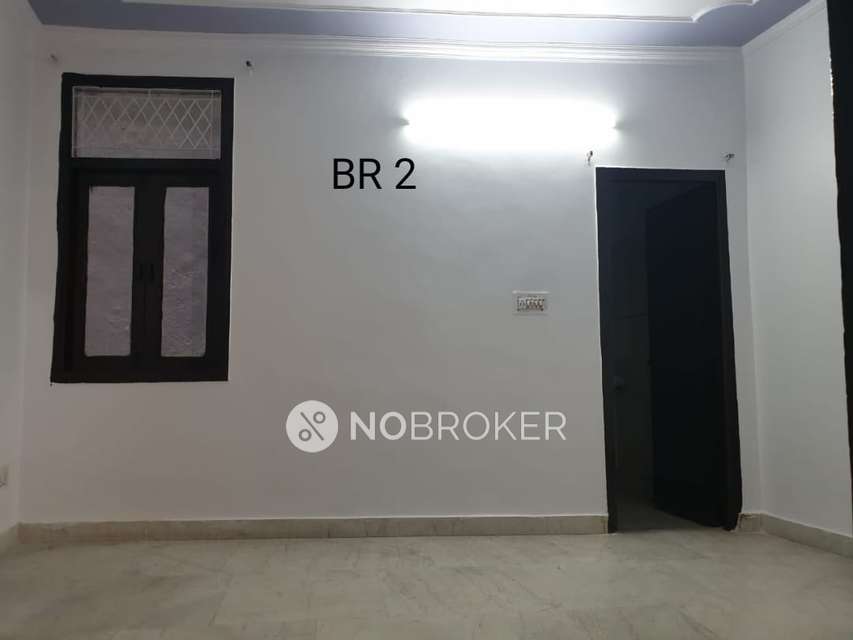 2 BHK Flat In Safdarjung Enclave For Sale  In Krishna Nagar