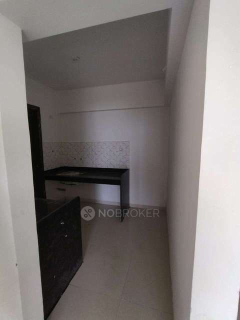 2 BHK Flat In Majestique Nest Apartments for Rent  In Fursungi
