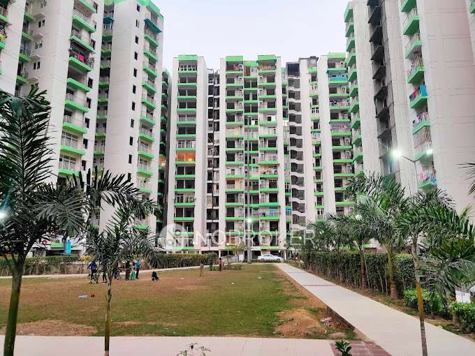 3 BHK Flat In Officer City for Rent  In Raj Nagar Extension,