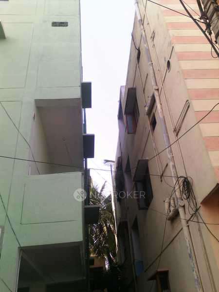 2 BHK Flat In Sri Sai Apartment for Rent  In Alwal