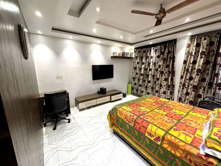 4 BHK Flat In Priya Apartments For Sale  In Punjabi Bagh