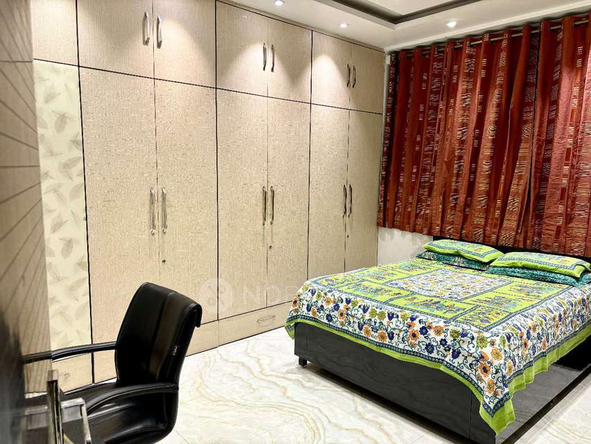 4 BHK Flat In Priya Apartments For Sale  In Punjabi Bagh