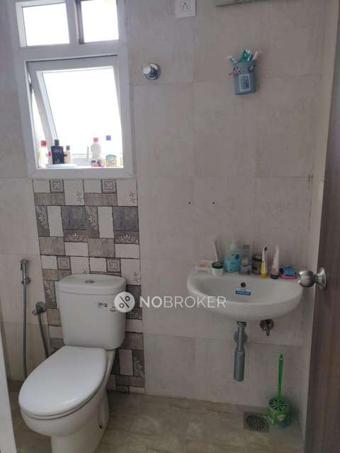 1 BHK Flat In Sidharth Upscale For Sale  In Porur