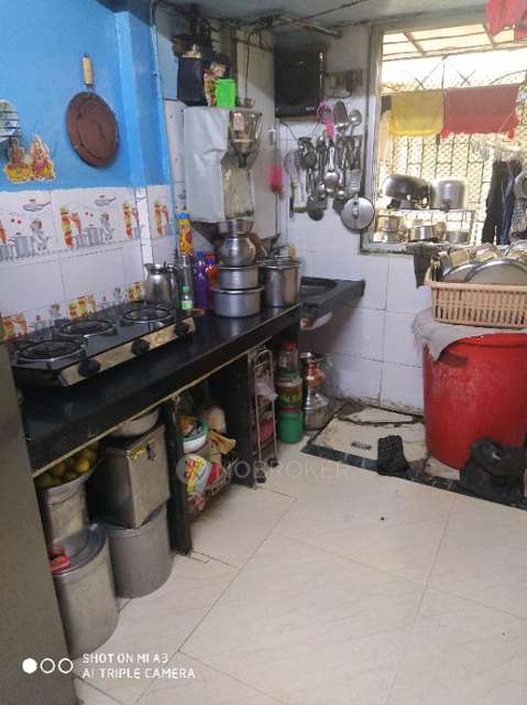 1 BHK Flat In Priyadarshani Chs For Sale  In Ghatkopar East