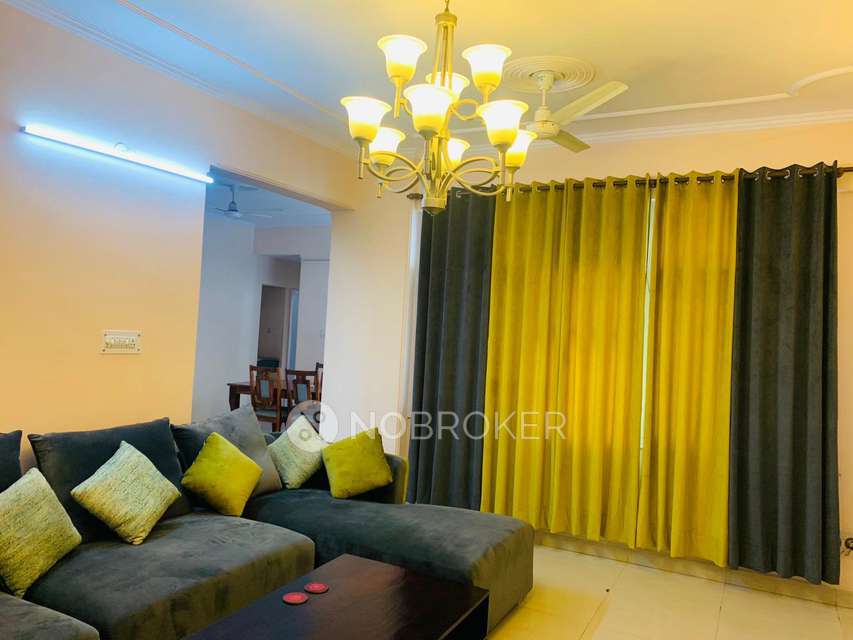 Single Room for Male In 3 BHK  In Galaxy Apartments In Sector 43
