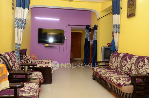 2 BHK Flat In Sri Lakshmi Enclave For Sale  In Rodamestri Nagar