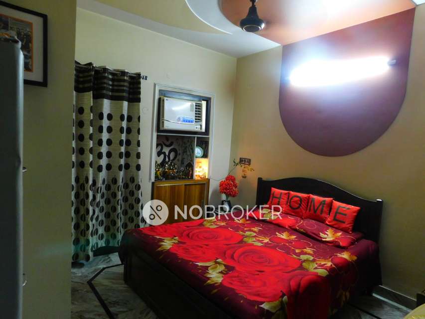 3 BHK Flat In Chitrakoot Apartment For Sale  In Pitam Pura