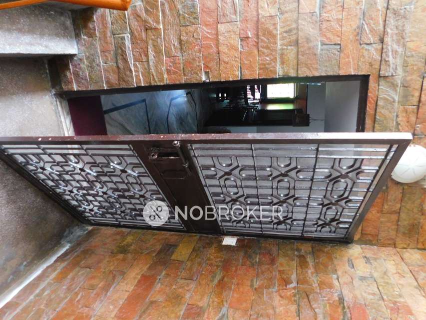 3 BHK Flat In Chitrakoot Apartment For Sale  In Pitam Pura