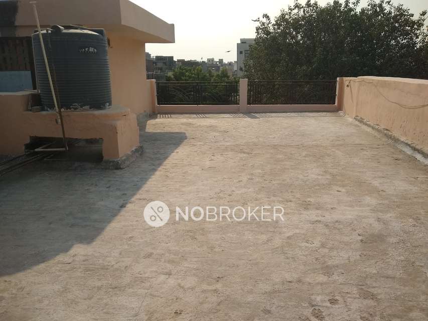 3 BHK Flat In Shivam Enclave, 17-18, New Vishwas Nagar, Vishwas Nagar, Shahdara, New Delhi, Delhi, 110032, India For Sale  In 17-18, New Vishwas Nagar, Vishwas Nagar, Shahdara, New Delhi, Delhi, 110032, India