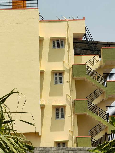 4+ BHK Flat For Sale  In  Bharat Nagar 