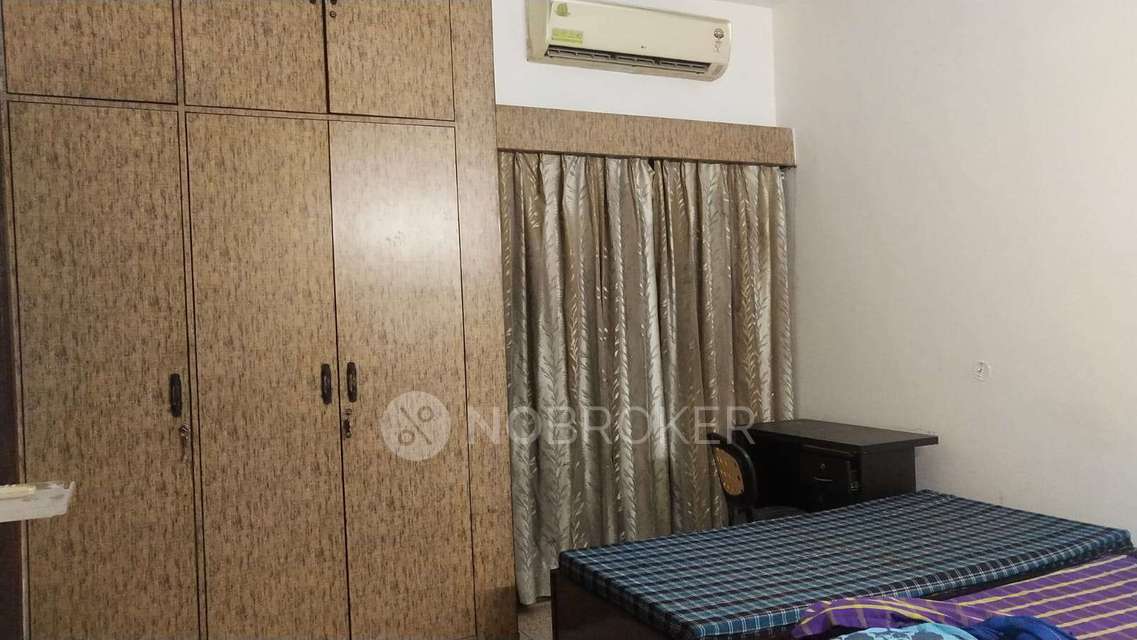 PG for Boys in Punjabi Bagh