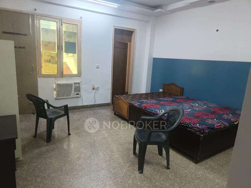 PG for Boys in Punjabi Bagh