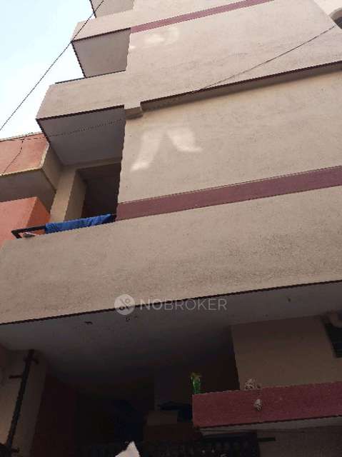 1 BHK Flat In Standalone Building  for Rent  In Nayanda Halli