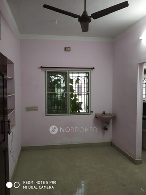 2 BHK House for Rent  In Selaiyur
