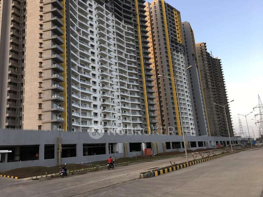 Single Room for Male In 3 BHK  In Megapolis Sunway In Hinjawadi