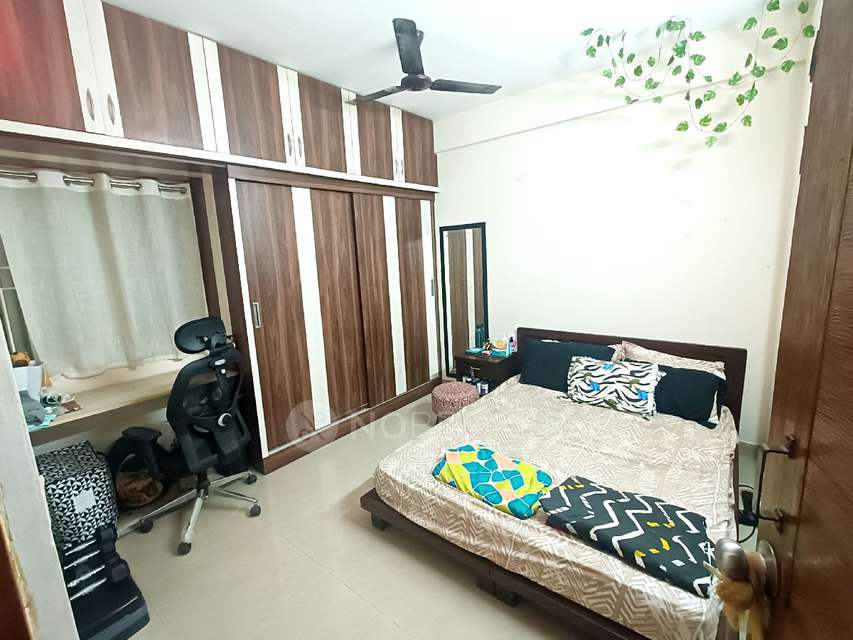 Single Room for Female In 2 BHK  In Srivathsa Mayfair Anthem, Bhoganhalli In Bhoganhalli