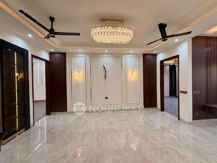 3 BHK Flat In Omaxe World New Singapore  For Sale  In Sector 79