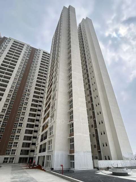 2 BHK Flat In Godrej Splendour For Sale  In Whitefield