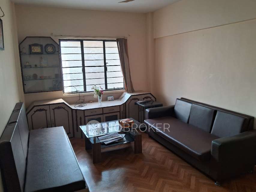 Single Room for Male In 2 BHK  In Kunal Estate In Pimpri-chinchwad