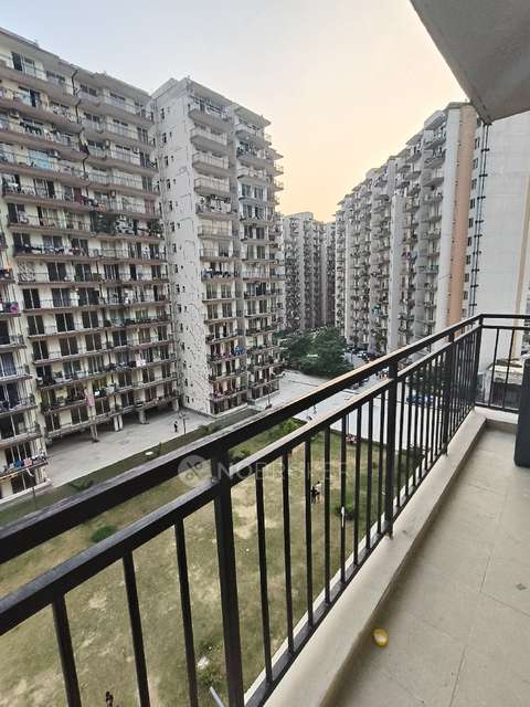 2 BHK Flat In Rof Aalayas for Rent  In Sector 102