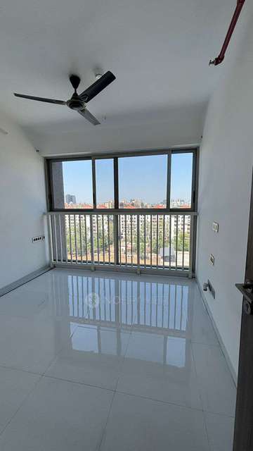 Single Room for Female In 2 BHK  In Bramhacorp Park In Dhanori