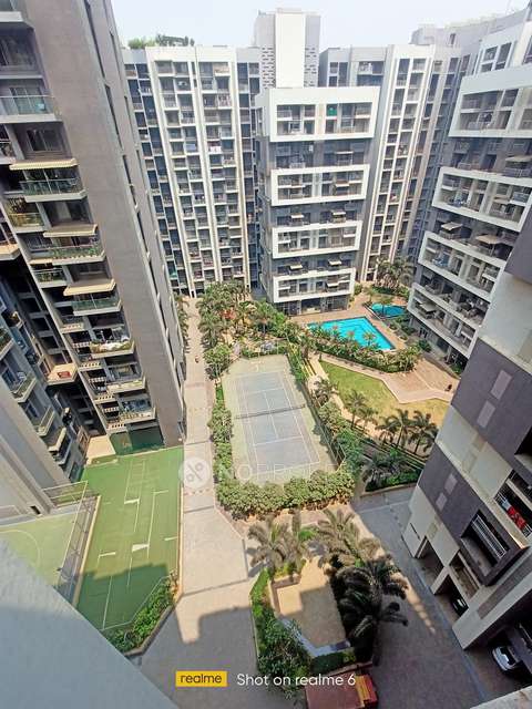 Single Room for Female In 2 BHK  In Bramhacorp Park In Dhanori