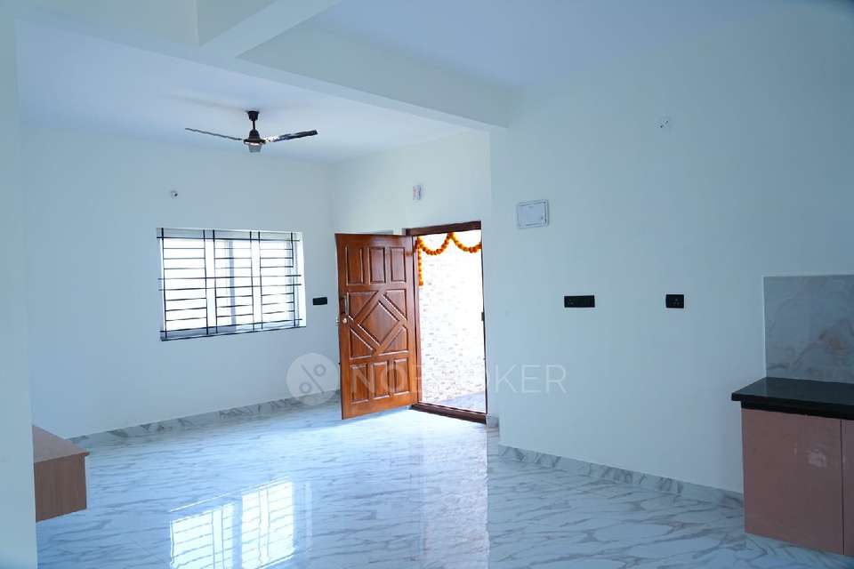 2 BHK House In Pionier Lake Districtt  for Rent  In Deena's Residence