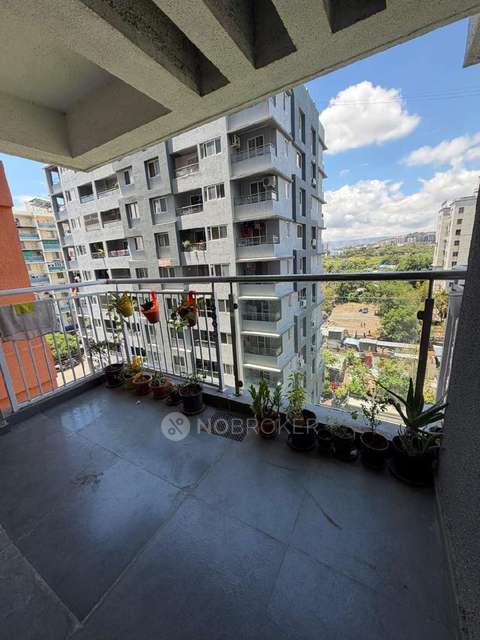 Single Room for Female In 2 BHK  In Kiarah Terrazo In Hadapsar